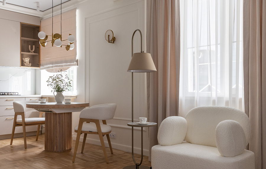 Воздушный свет и исторические стены: квартира студентки в Самаре