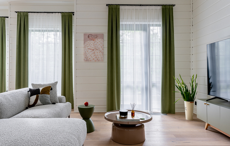 Скандинавское спокойствие: свет, дерево и природа в одном доме